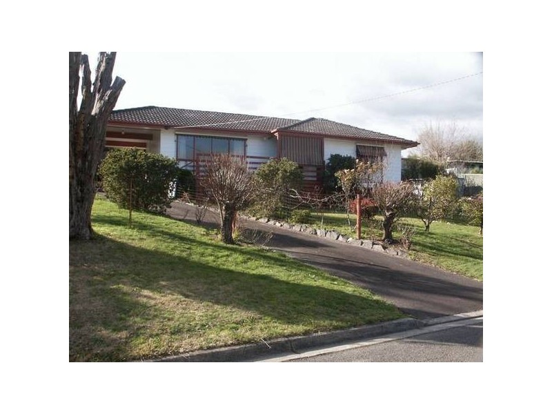 14 Westmount Rd, Healesville VIC 3777