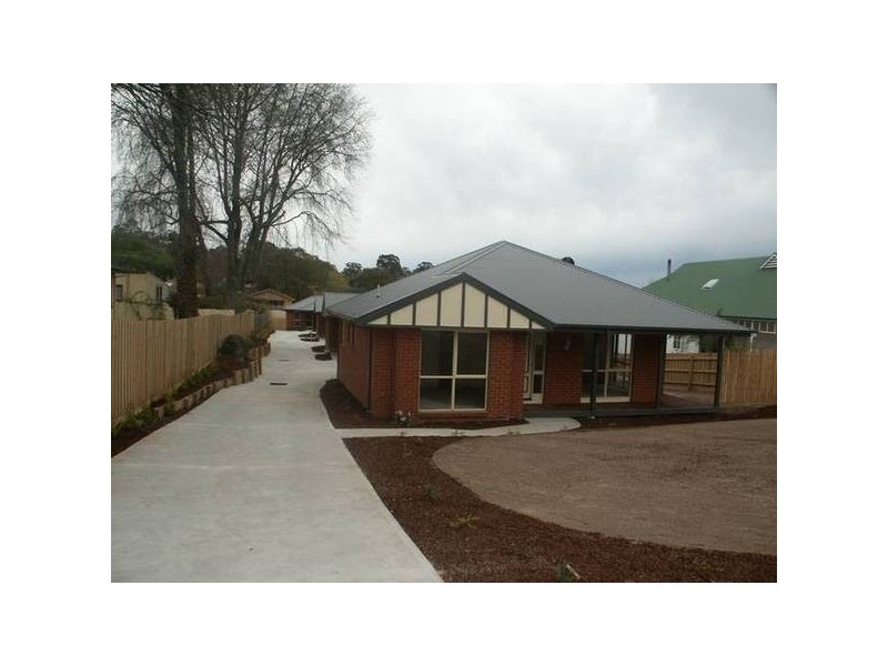 2/15 Stephens Road, Healesville VIC 3777