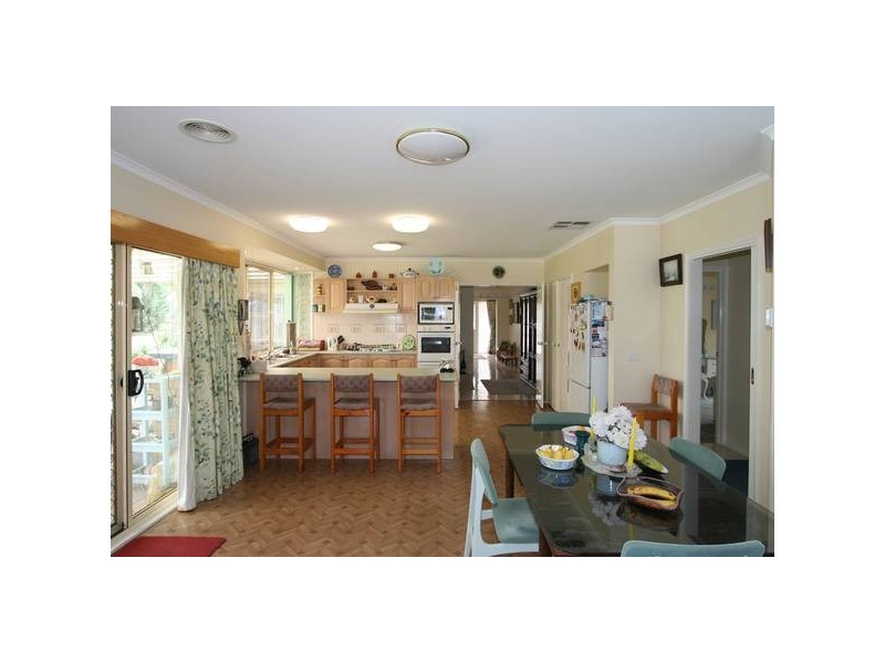 7 Henry Street, Healesville VIC 3777