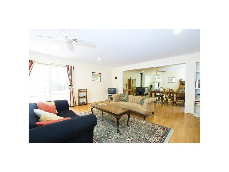 56 Lalors Road, Healesville VIC 3777