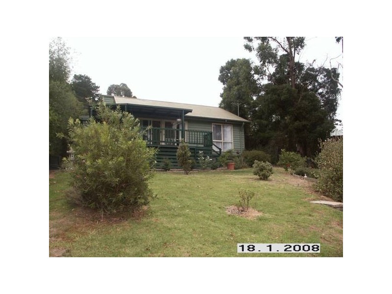 10 Birdwood Ave, Healesville VIC 3777