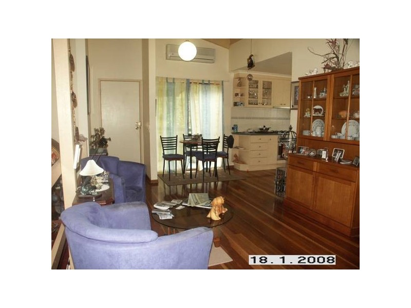 10 Birdwood Ave, Healesville VIC 3777