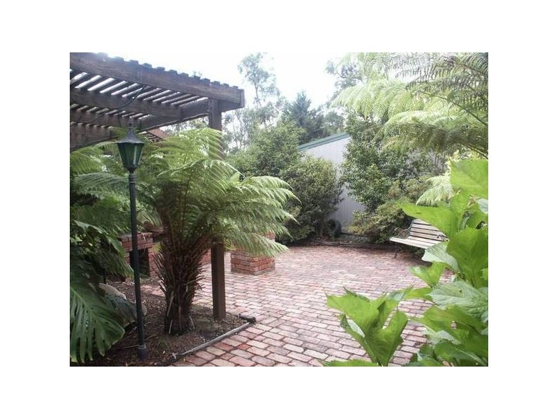 11 Juliet Crescent, Healesville VIC 3777