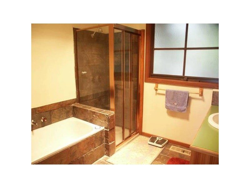 11 Juliet Crescent, Healesville VIC 3777