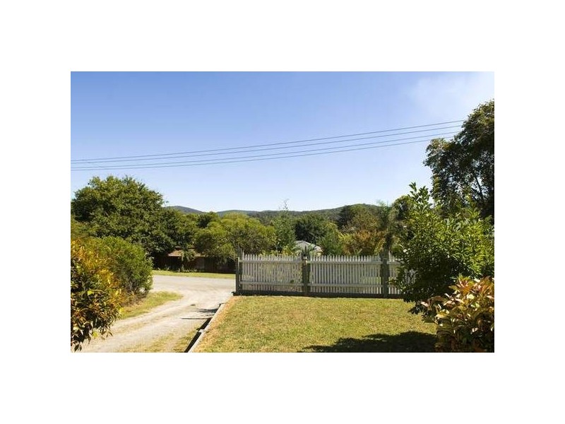 18 Edward Street, Healesville VIC 3777