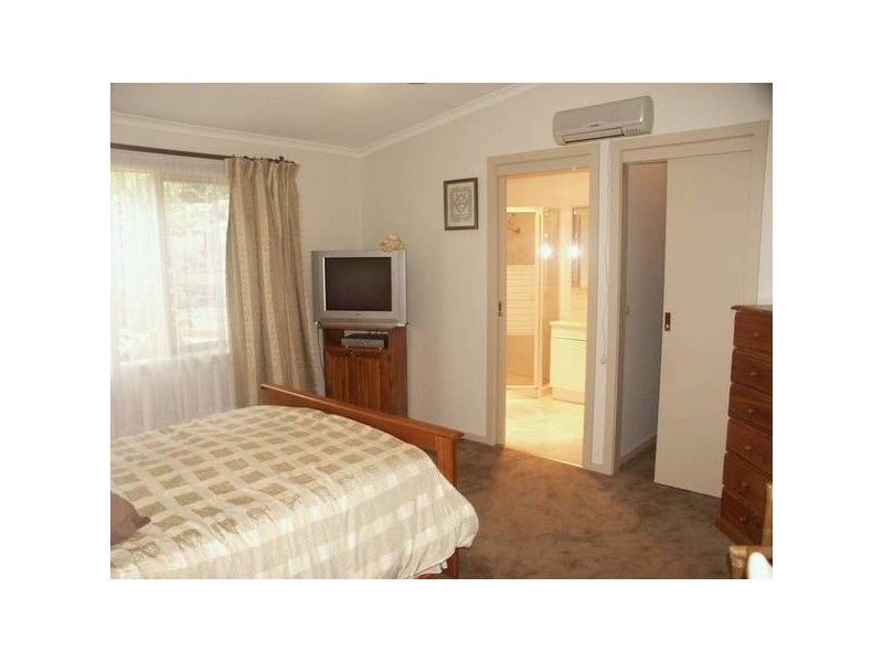 66 Lalors Road, Healesville VIC 3777