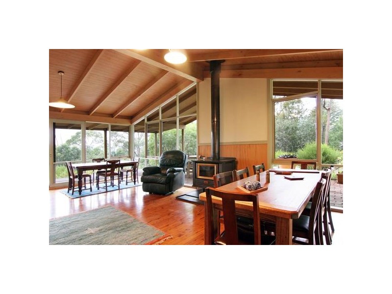 4 Kalamunda Terrace, Healesville VIC 3777