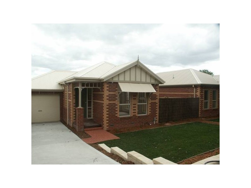 4/83-87 Maroondah Hwy, Healesville VIC 3777