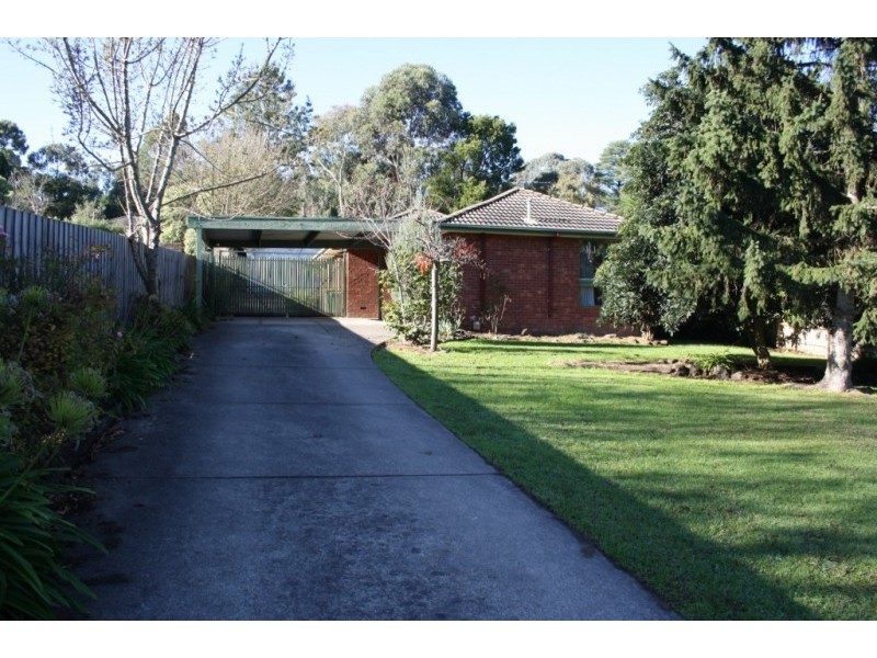 19 Badger Avenue, Healesville VIC 3777