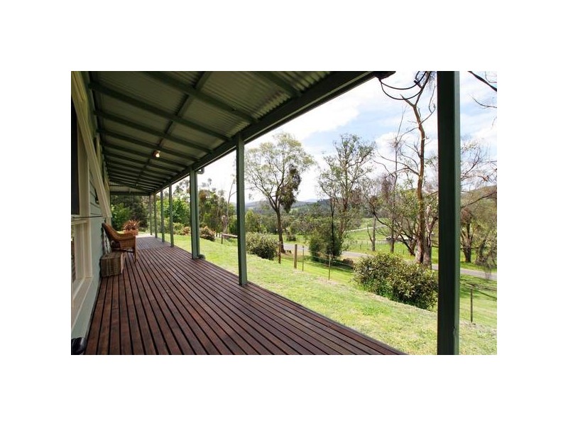 619 Steels Creek Road, Steels Creek VIC 3775