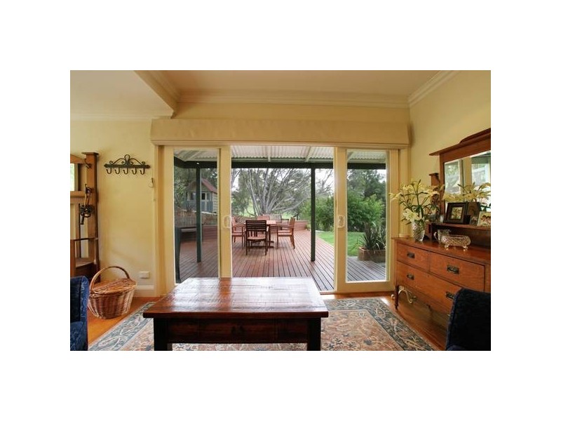 619 Steels Creek Road, Steels Creek VIC 3775