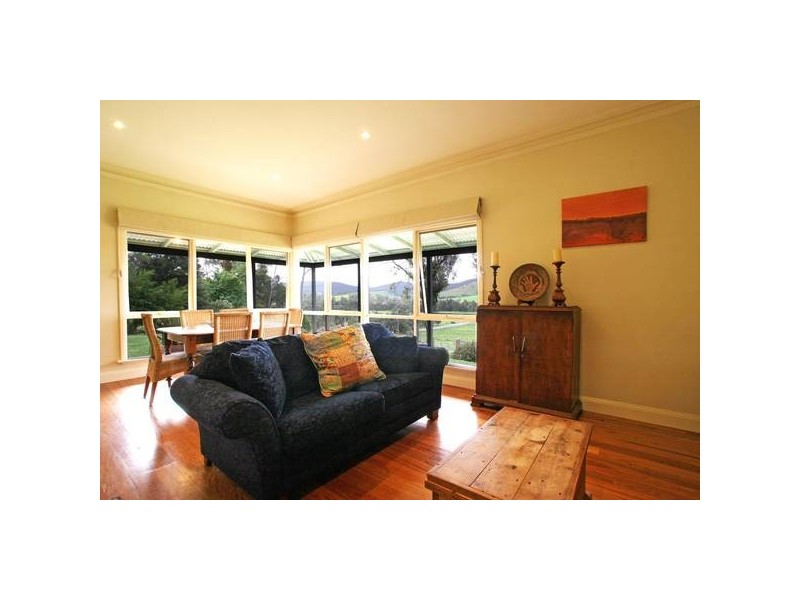 619 Steels Creek Road, Steels Creek VIC 3775