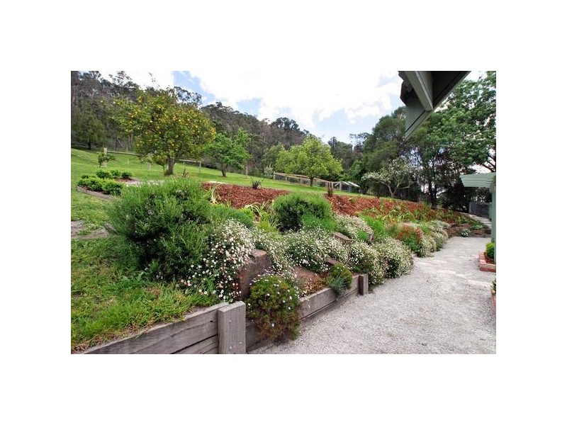 619 Steels Creek Road, Steels Creek VIC 3775