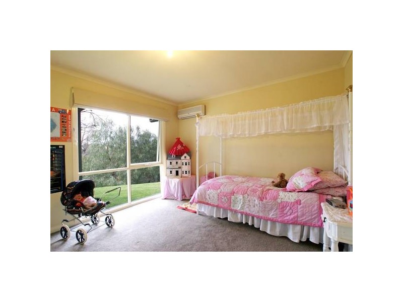 619 Steels Creek Road, Steels Creek VIC 3775