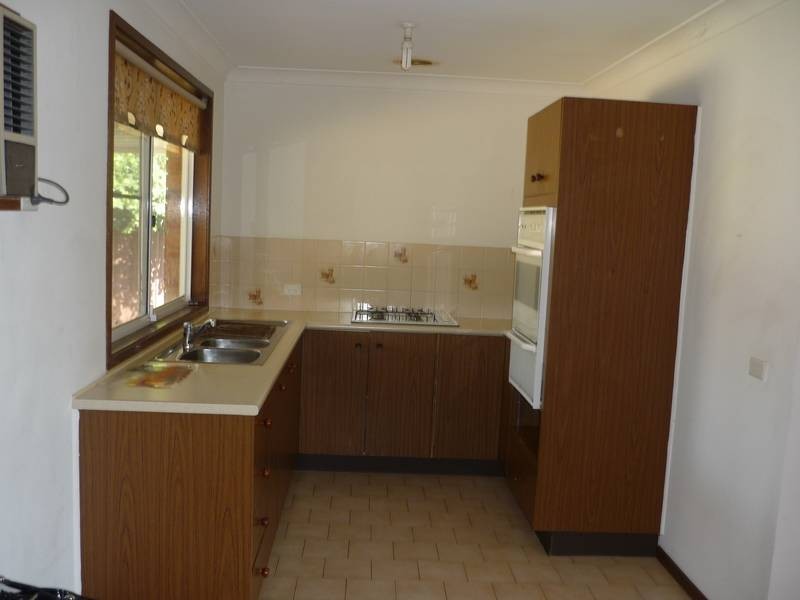 16 Pioneer Rd, Blackbutt NSW 2529