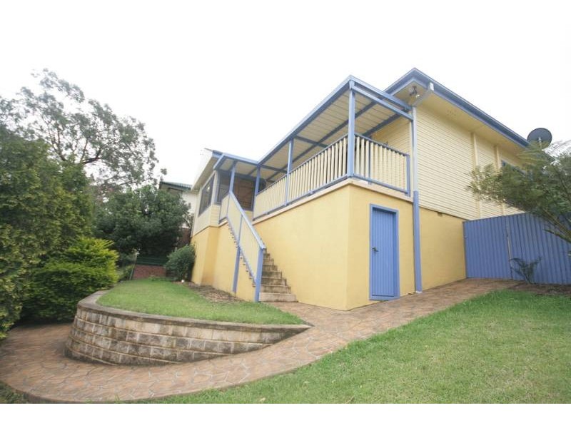 28 Stanley Ave, Farmborough Heights NSW 2526