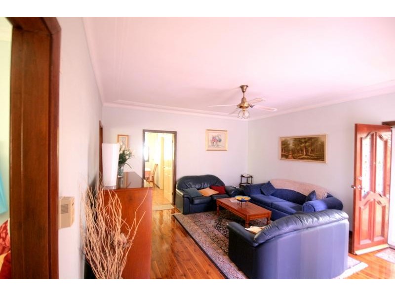 68 Hertford Street, Berkeley NSW 2506