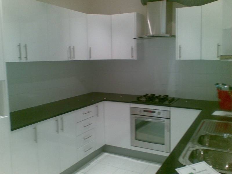 157 Gladstone Ave, Mount Saint Thomas NSW 2500