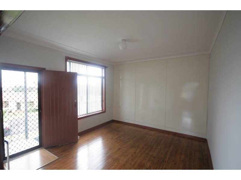 16 Cardiff Street, Berkeley NSW 2506