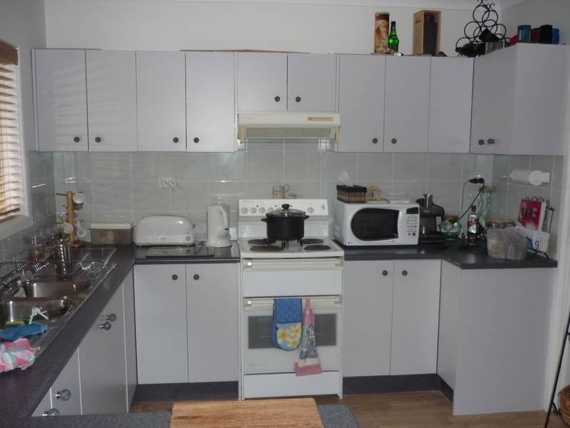 2/332 Farmborough Road, Farmborough Heights NSW 2526