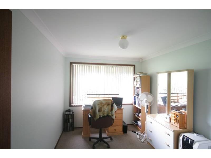 11 Gerard Ave, Farmborough Heights NSW 2526