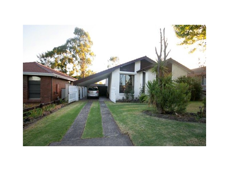 19 Lochview Ave, Farmborough Heights NSW 2526