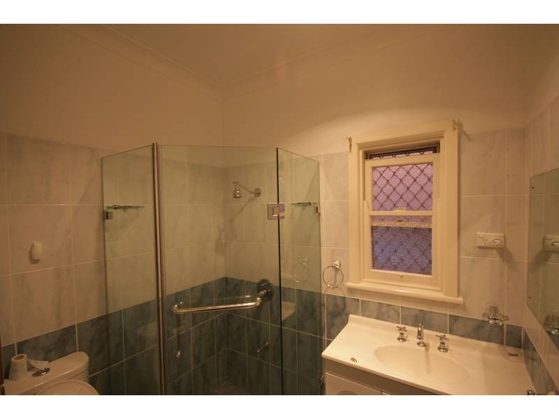 66 Balgownie Rd, Balgownie NSW 2519