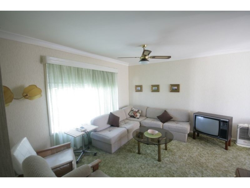 2/208 Farmborough Road, Farmborough Heights NSW 2526