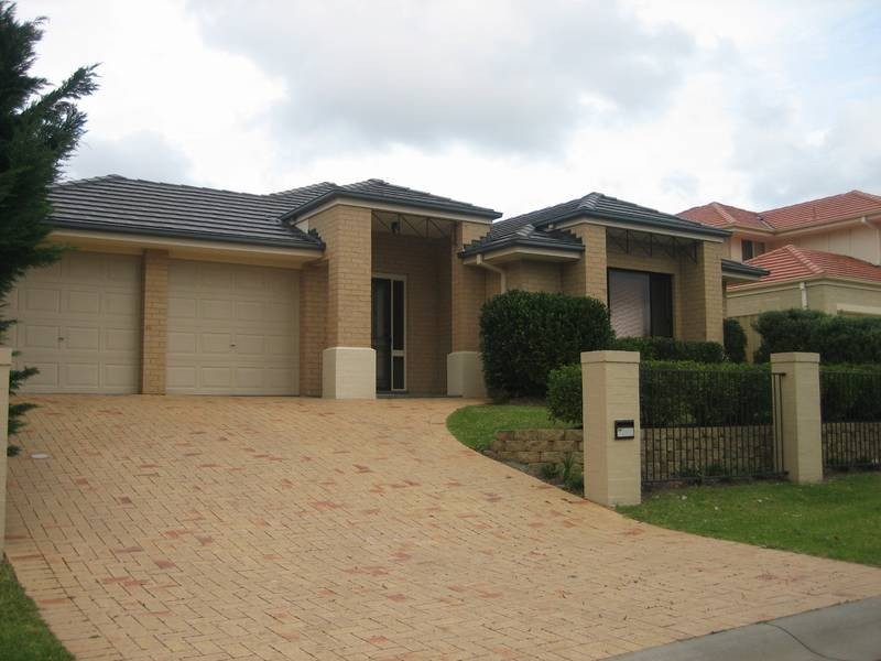 35 Burrinjuck Avenue, Flinders NSW 2529