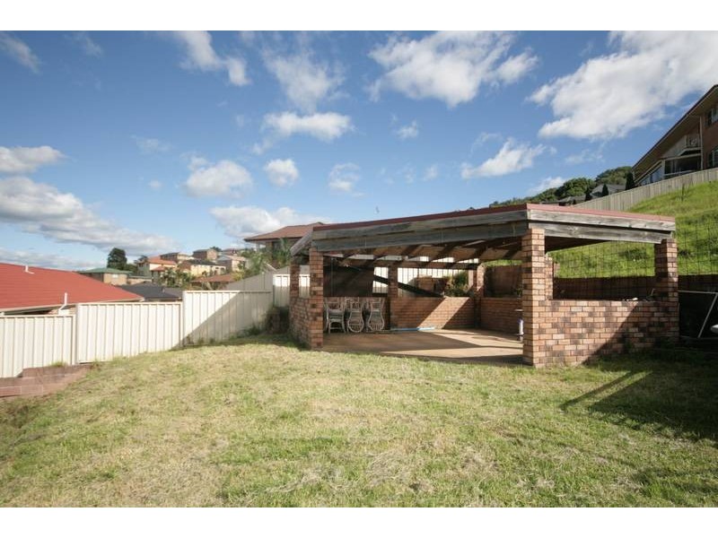 8 Cribb Street, Berkeley NSW 2506