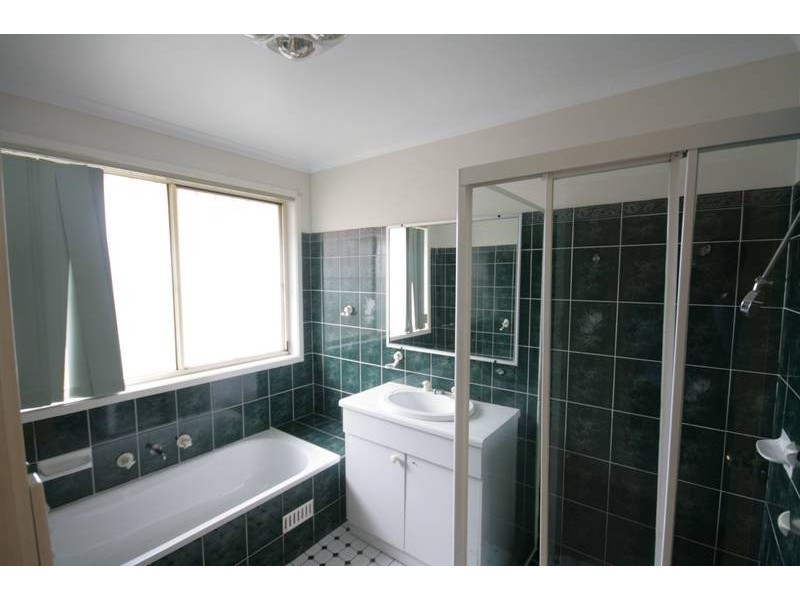 20 William Street, Unanderra NSW 2526