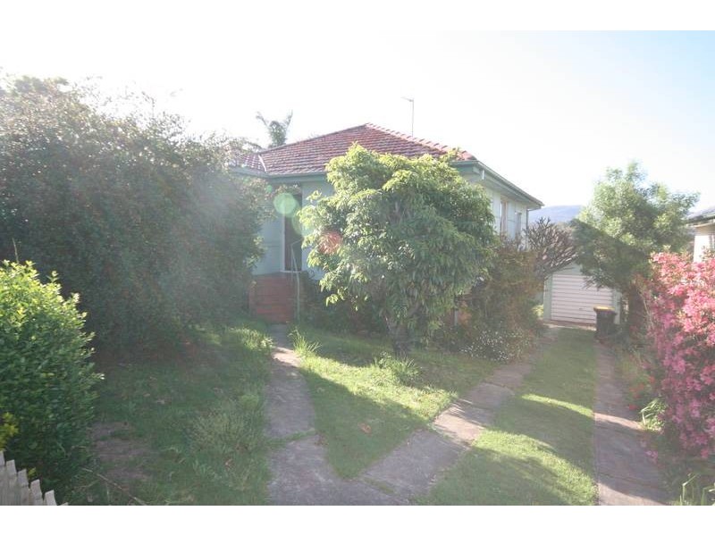 56 Waples Road, Farmborough Heights NSW 2526