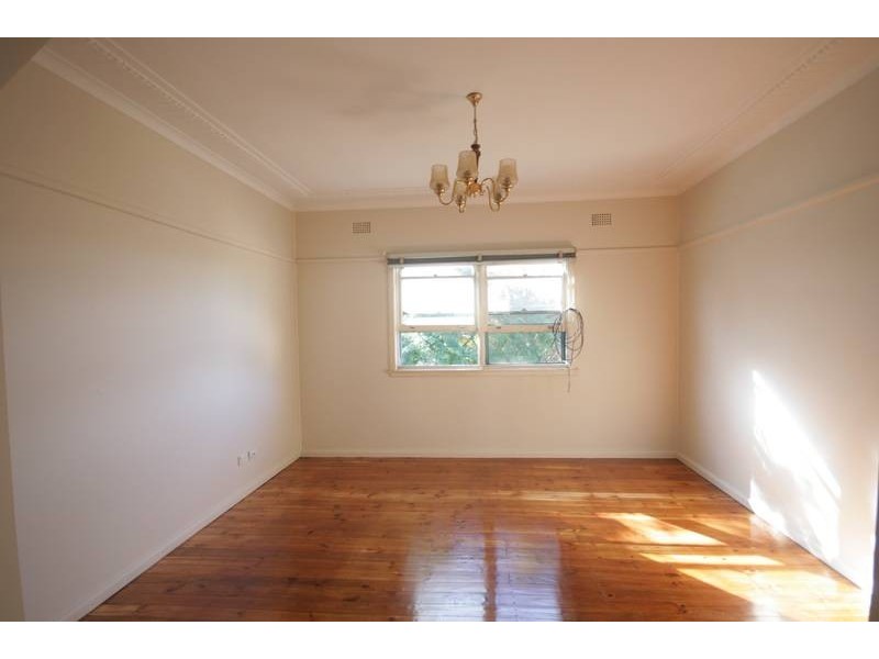 25 First Ave North, Warrawong NSW 2502