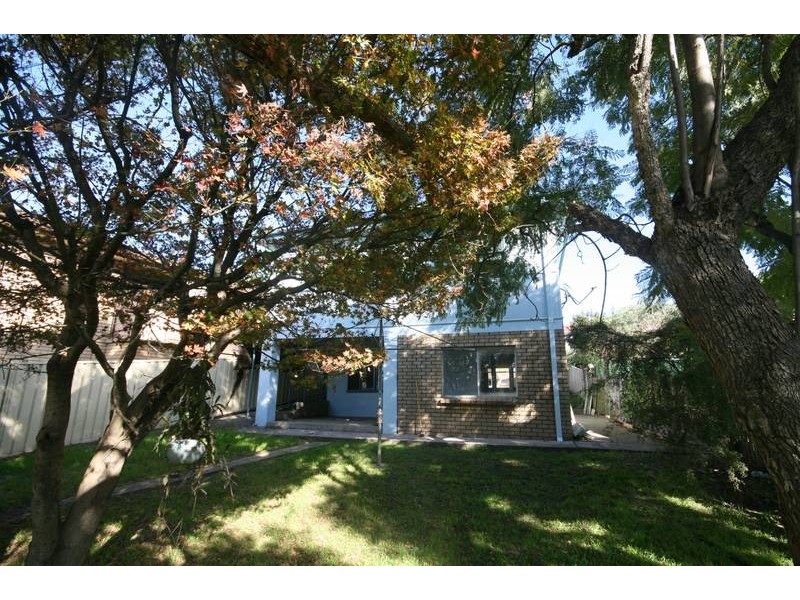 25 First Ave North, Warrawong NSW 2502