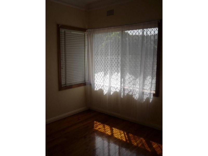 16 Greene Street, Warrawong NSW 2502