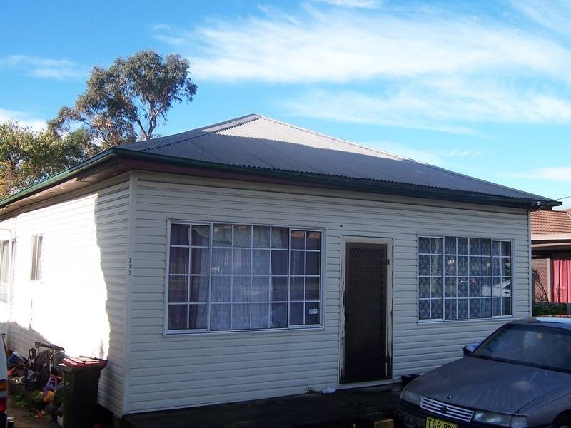 205 Princes Highway, Unanderra NSW 2526