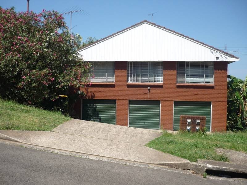 1/19 Gregory Street, Coniston NSW 2500