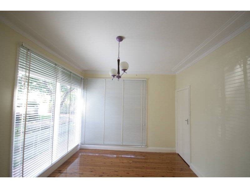 9 St Georges Ave, Figtree NSW 2525