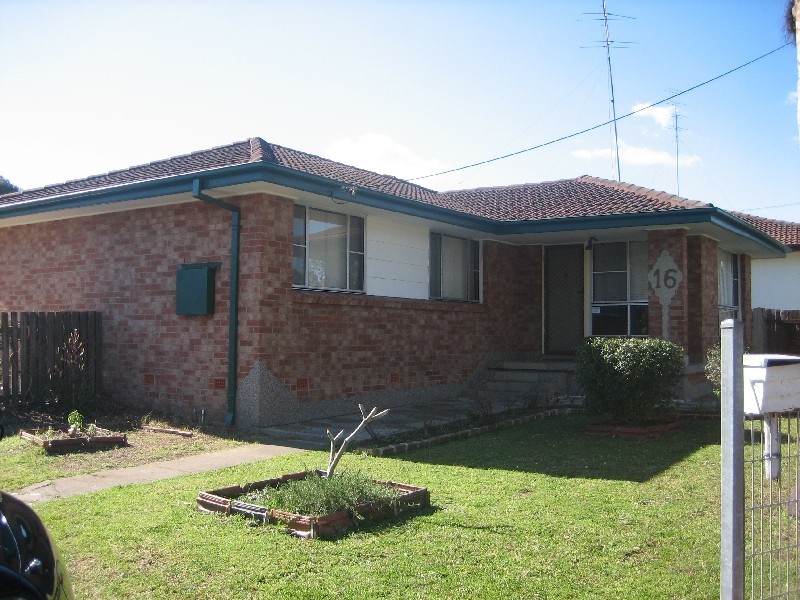 16 Suffolk Street, Berkeley NSW 2506