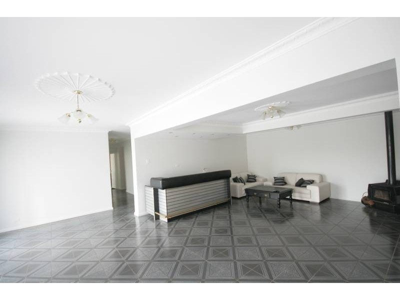 30 Odenpa Road, Cordeaux Heights NSW 2526