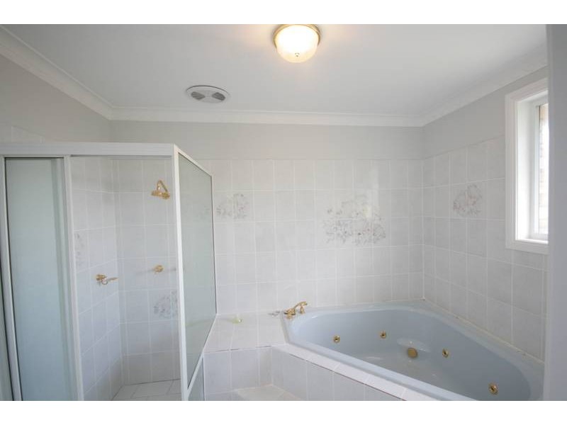 30 Odenpa Road, Cordeaux Heights NSW 2526