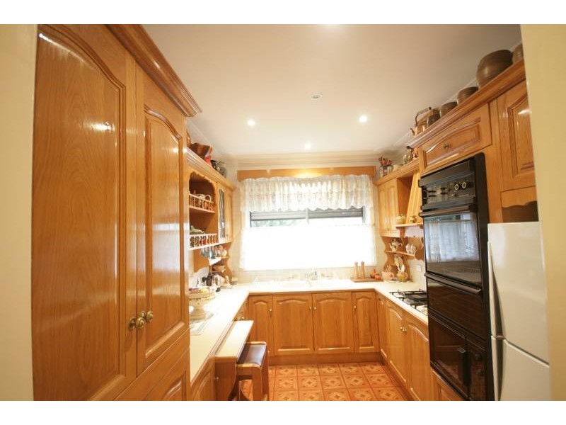 70 Beatus Street, Unanderra NSW 2526