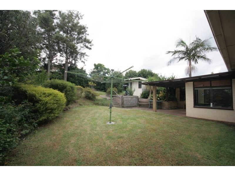 220 Northcliffe Drive, Warrawong NSW 2502