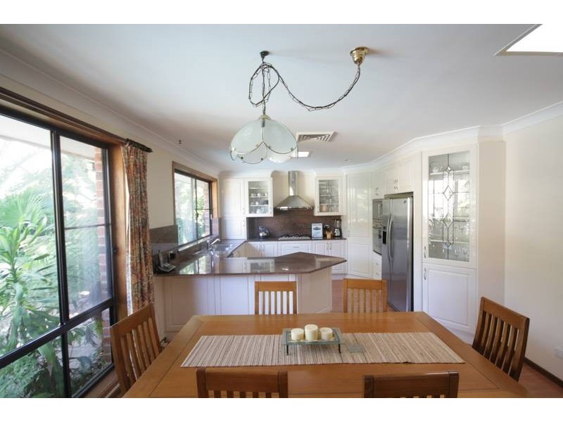 9 Balmaringa Close, Cordeaux Heights NSW 2526