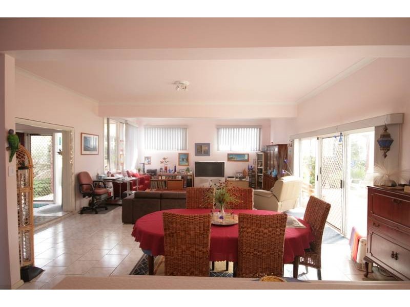 40 Fifth Avenue, Port Kembla NSW 2505