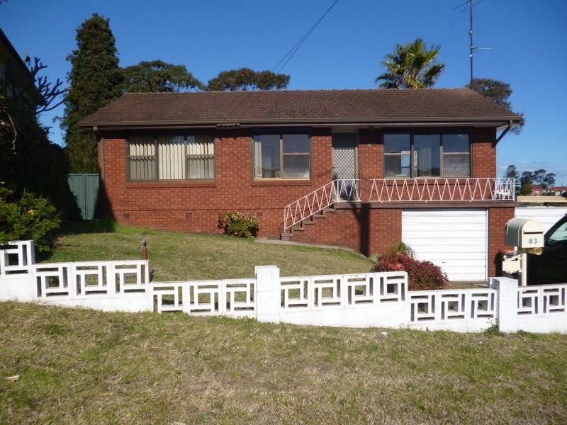 83 Weringa Avenue, Lake Heights NSW 2502