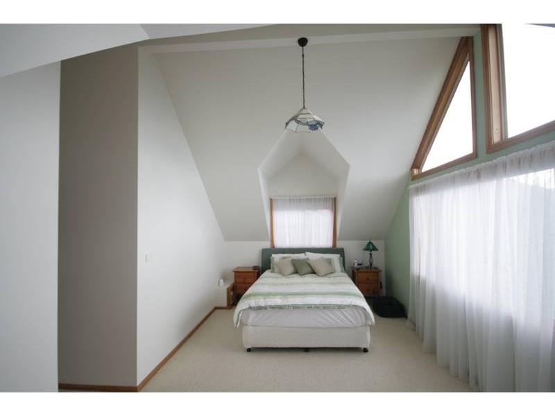 56 Iola Ave, Farmborough Heights NSW 2526