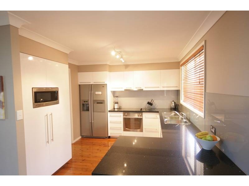 3 Heron Place, Berkeley NSW 2506