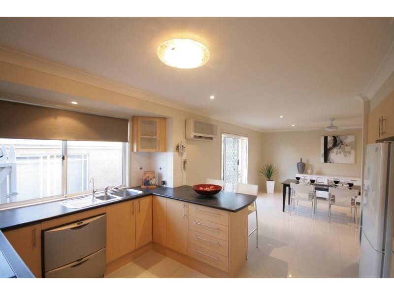 97 Rickard Road, Unanderra NSW 2526