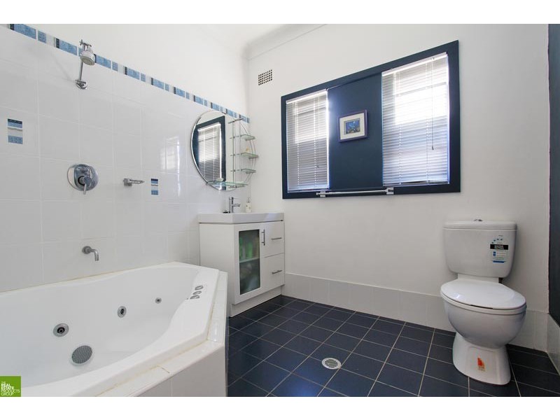 70 Panorama Drive, Farmborough Heights NSW 2526